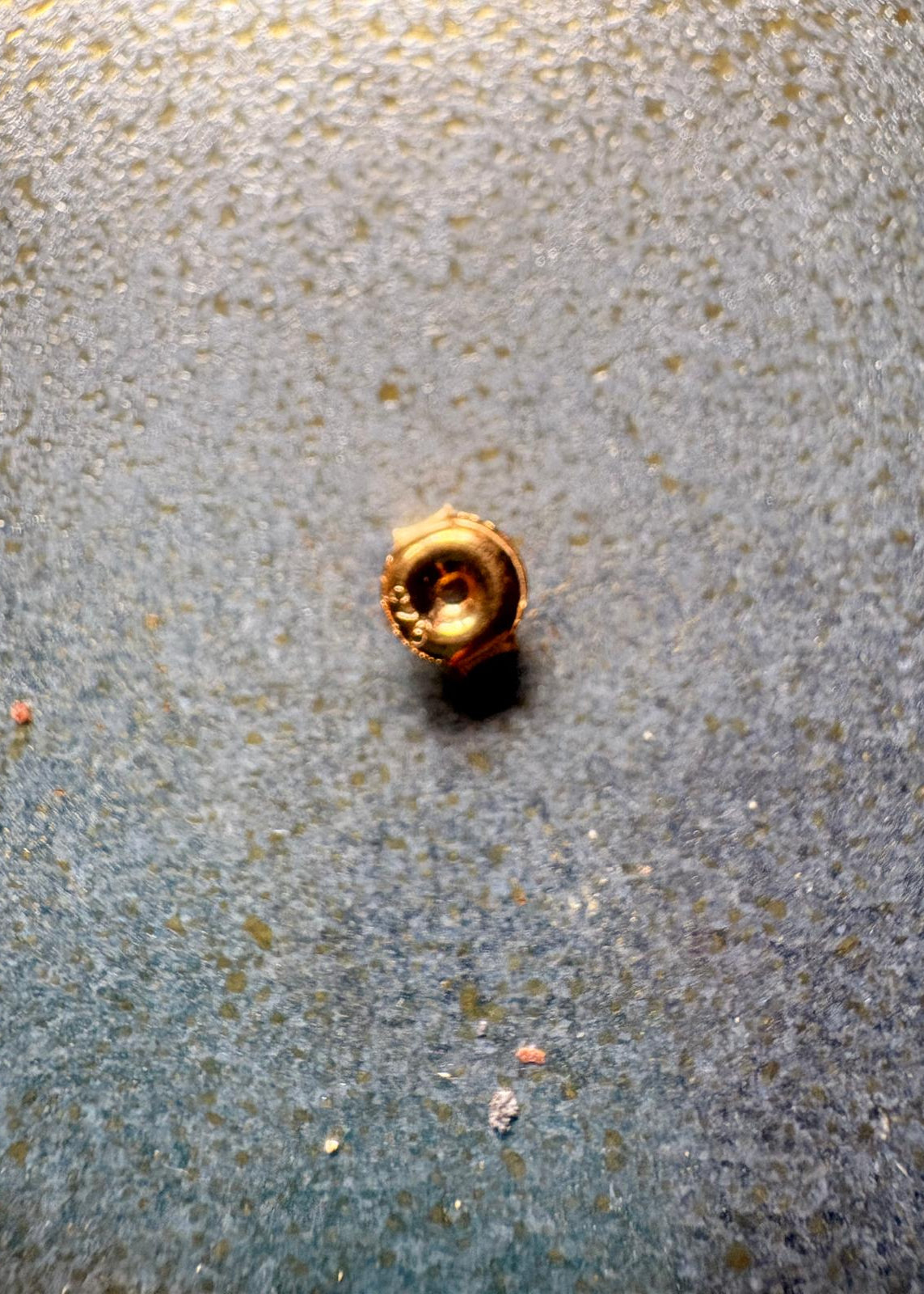 Ohrstecker minimalistisch