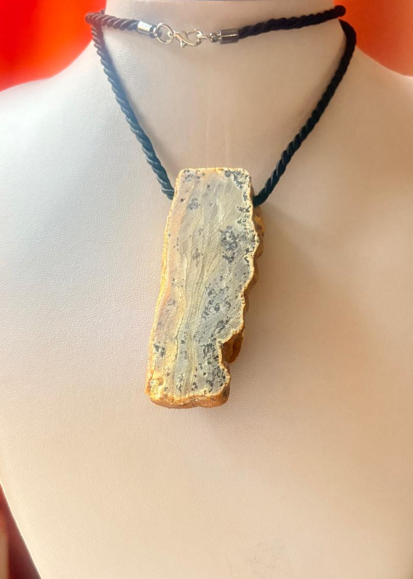 Rohbernstein-Anhänger