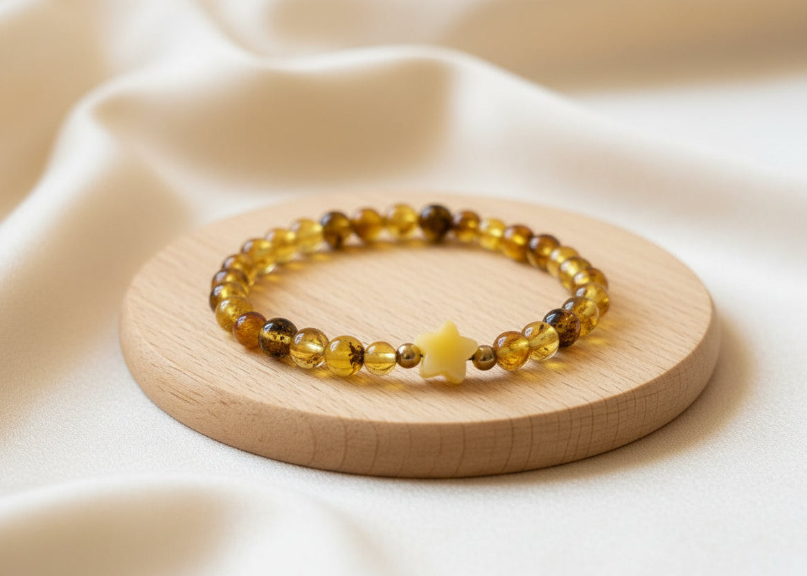 Schönes Armband aus natürlichen Bernstein