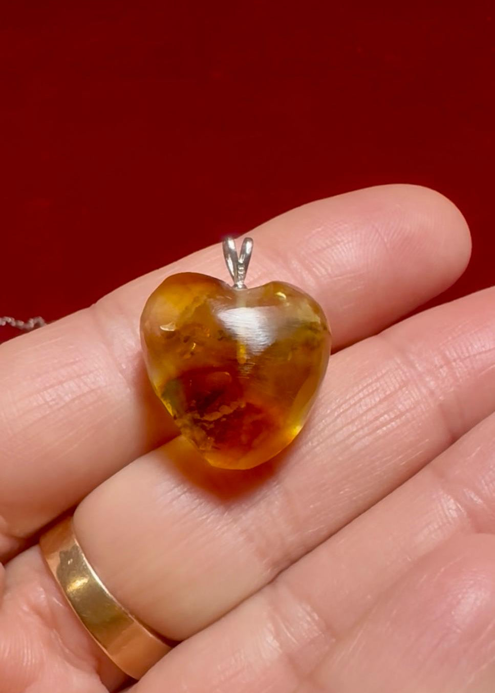 Minimalistischer Herzanhänger