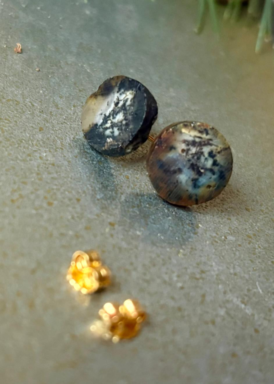 Blauer Bernstein Ohstecker