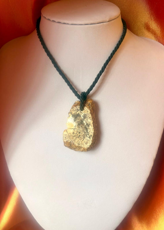 Anhänger in Marmoroptik