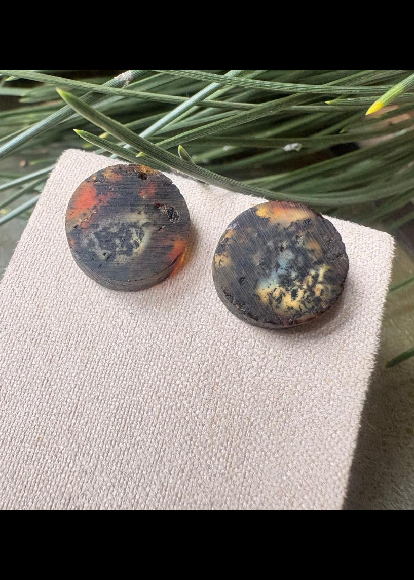 Ohrstecker multicolor mit blauen Bernstein