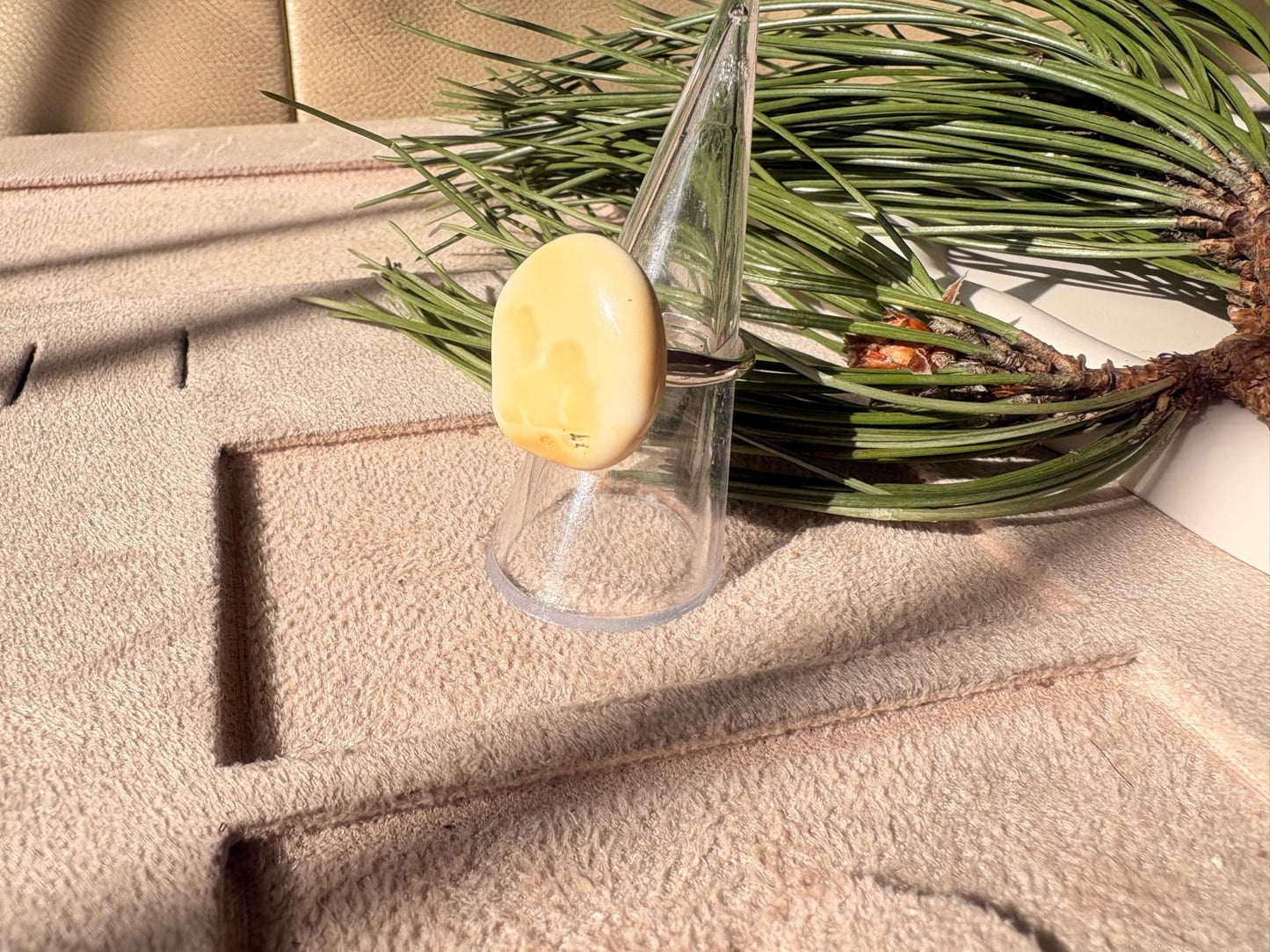 Schöner Damenring Unikat