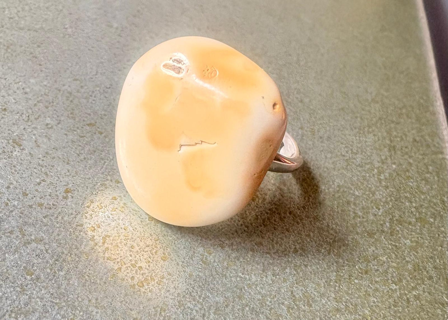 Schöner Damenring Unikat