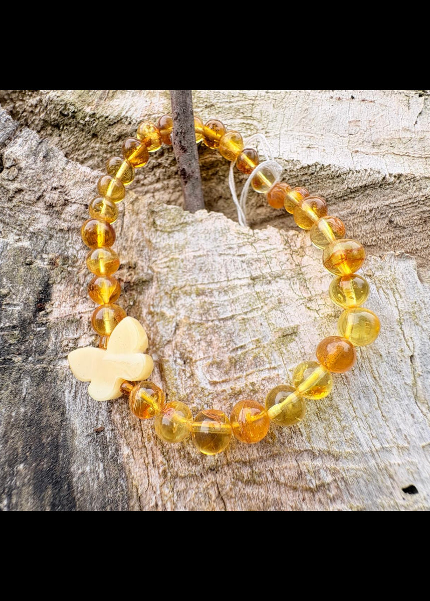Armband Bernstein mit Schmetterling