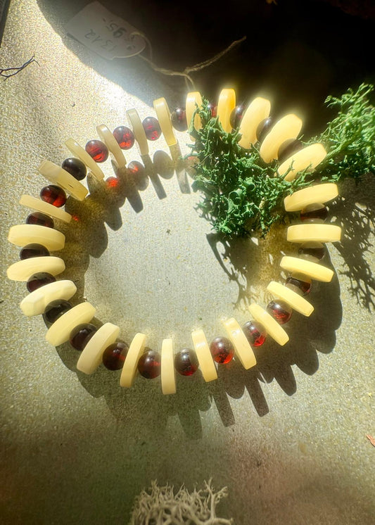 Schönes Bernsteinarmband