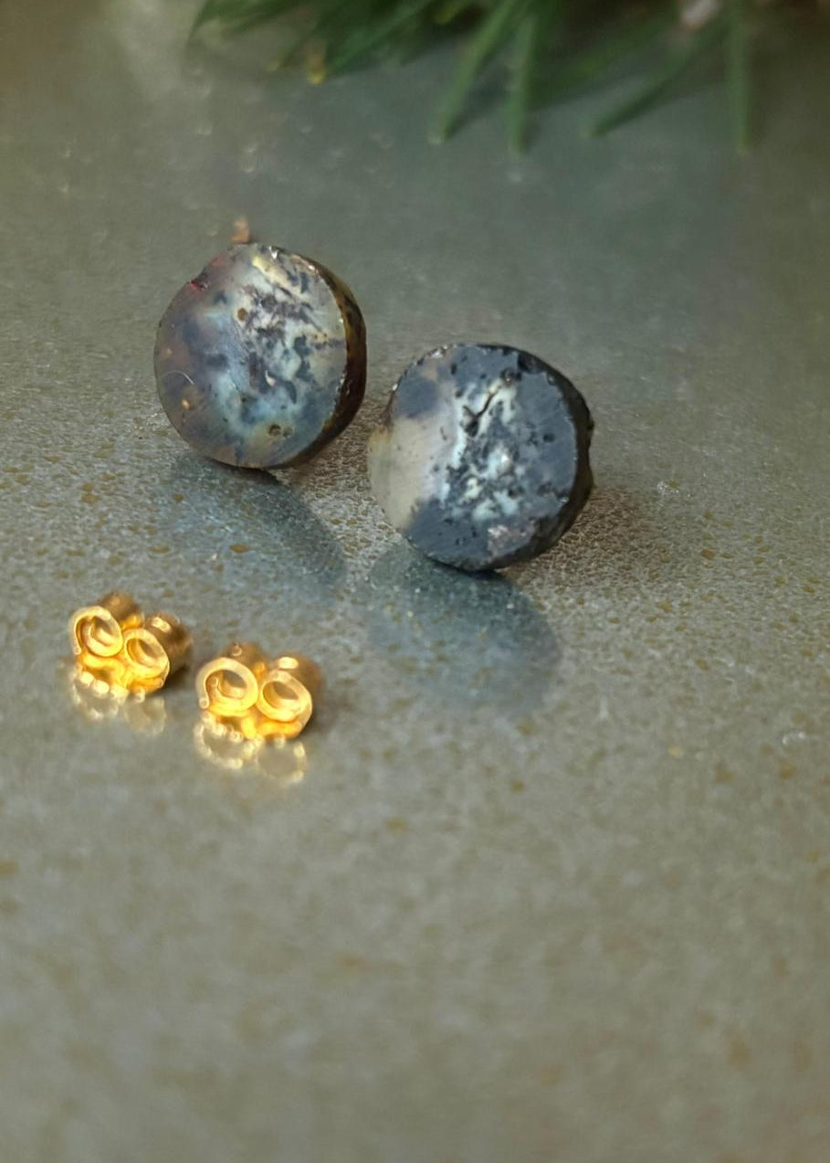 Blauer Bernstein Ohstecker