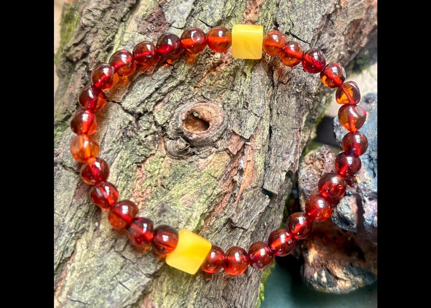 Zweifarbiges Bernsteinarmband