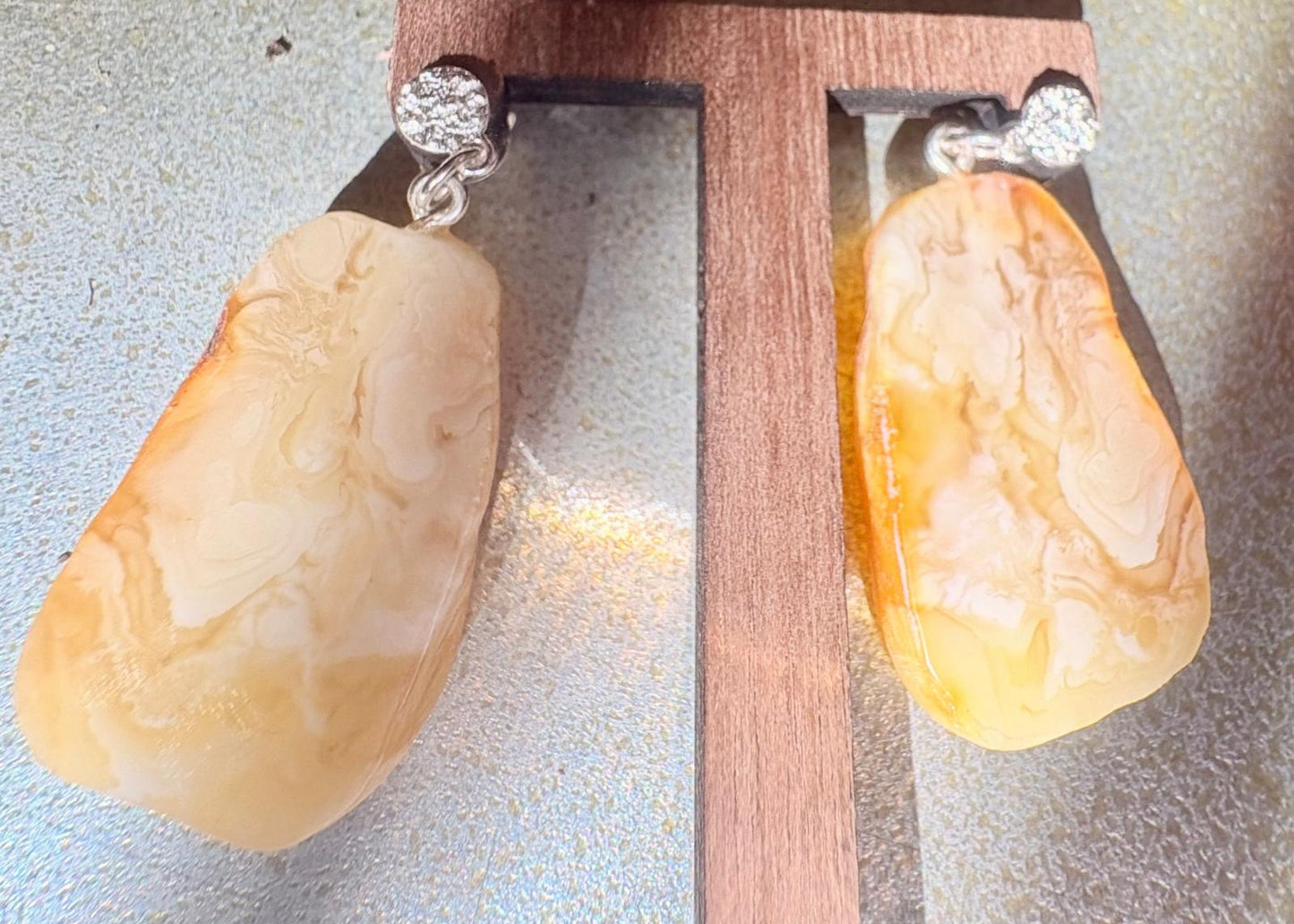 Exklusiver Ohrschmuck Bernstein Weiß