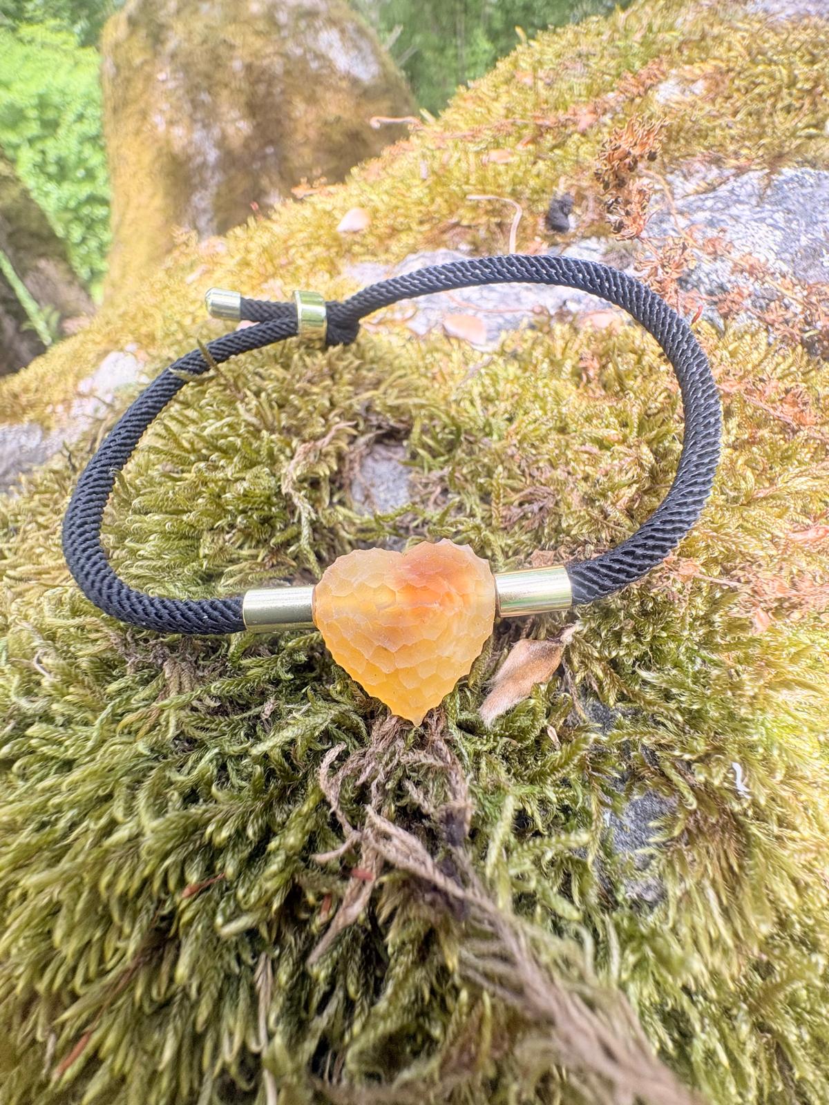 Moderne Armband mit Herz