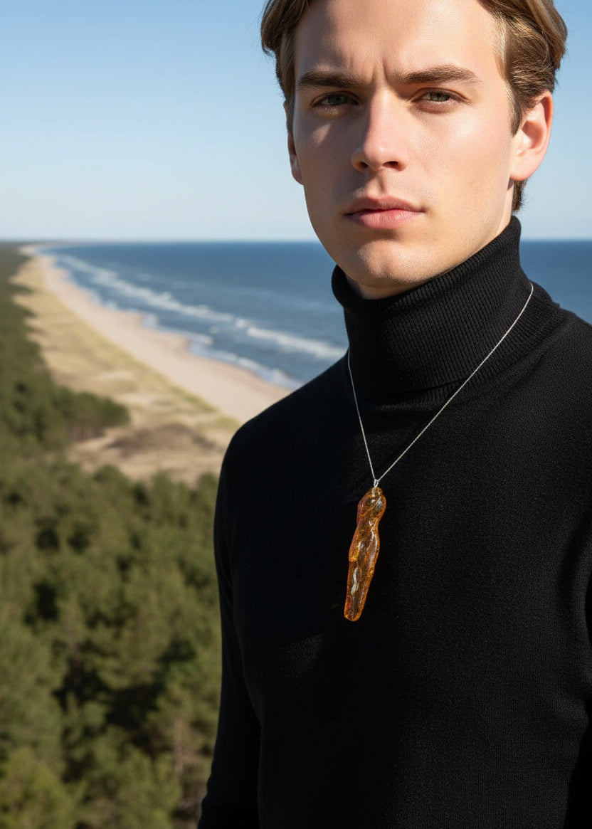 Bernsteinanhänger in Eiszapfenform