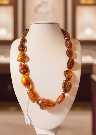 Bernstein Kette in Cognac-Glanz