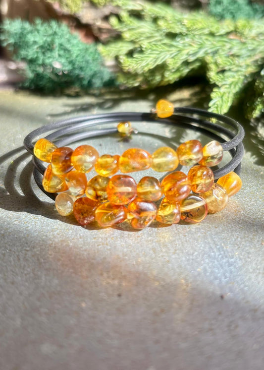 Schöner Bernstein-Armreif