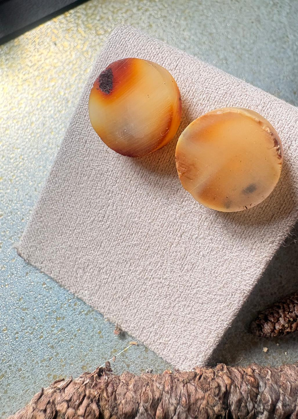 Ohrstecker minimalistisch