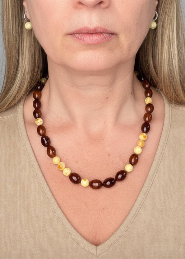 Schöne Halskette in Cognac-Antik und Butterscotch-Gelb