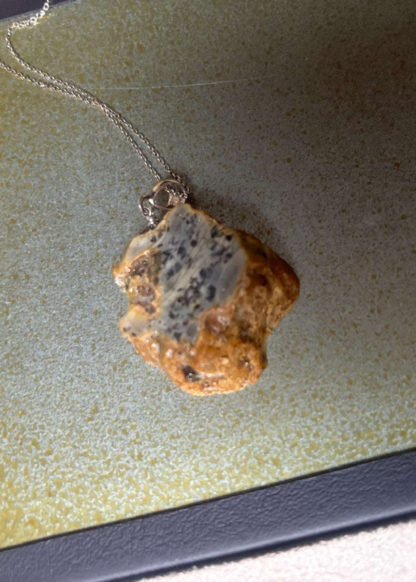 Anhänger mit  Marmorstruktur