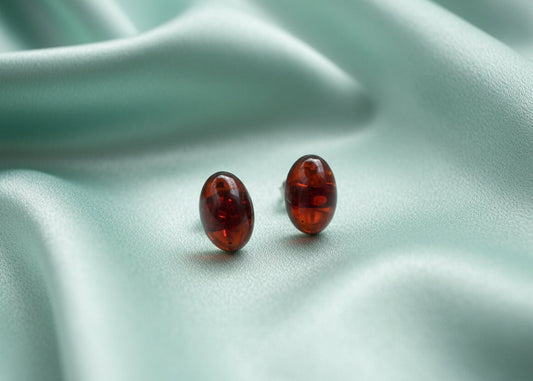 Schöner Ohrschmuck aus rotem baltischen Bernstein, Sterlingsilber 925